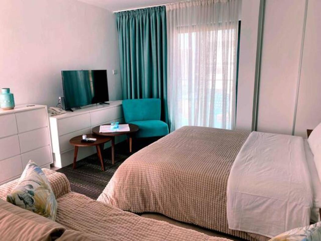 Victoria Suites Paphos Exterior photo